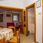 Pava Apartamento Omiš
