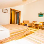 Pava Apartamento Omiš